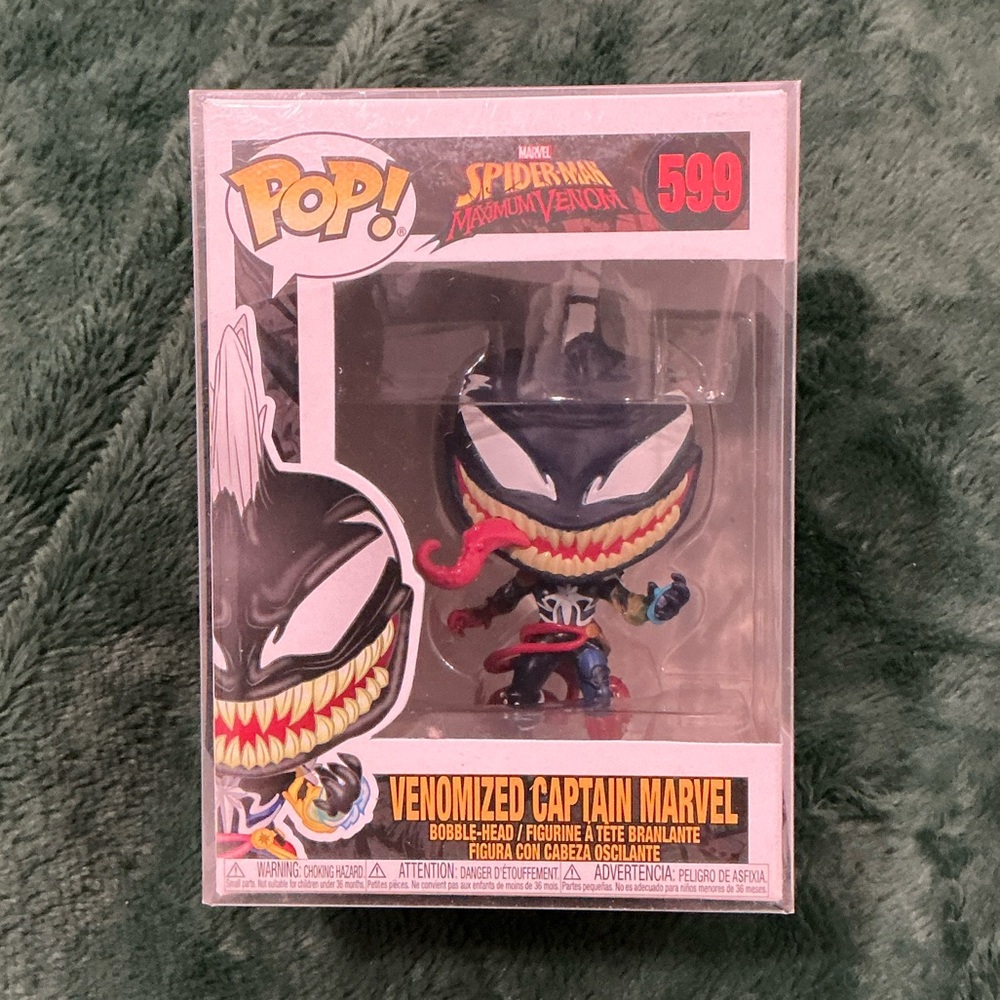 Funko Venomized Captain Marvel Pop! Vinyl - Black, White, Red, Yellow